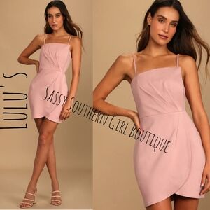 ⭐🆕Lulus Pink Mini Dress